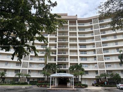 3507 Oaks Way 805, Pompano Beach, Florida 33069, USA