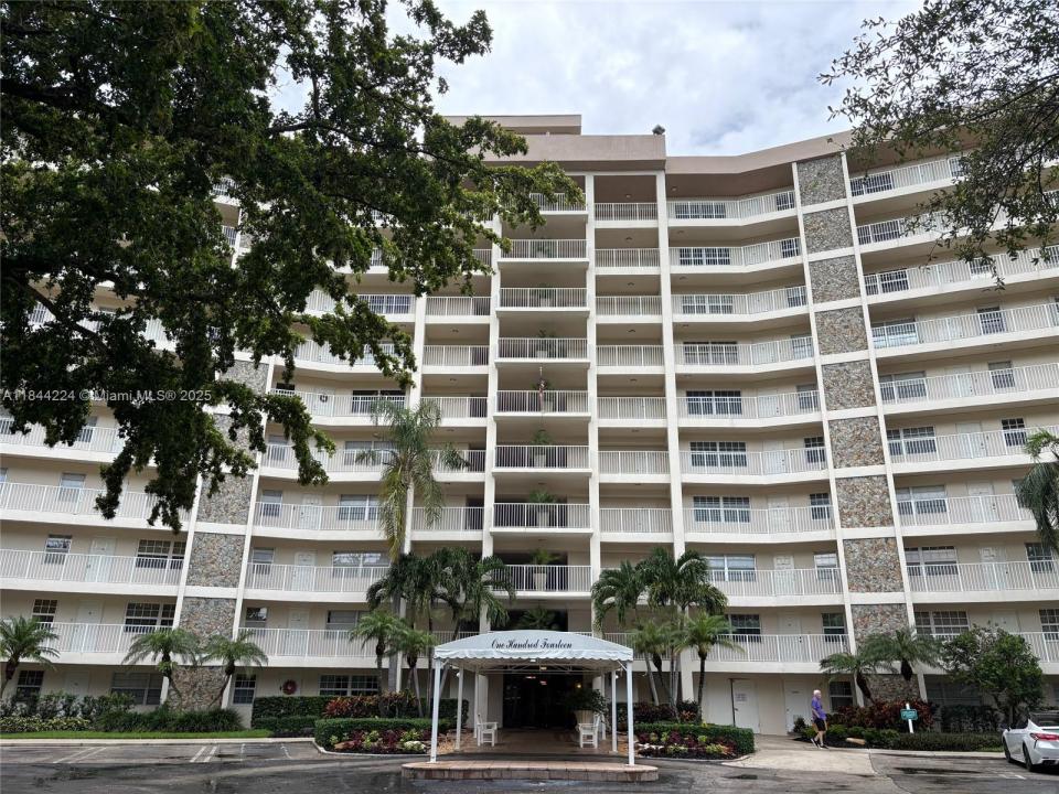 3507 Oaks Way 805, Pompano Beach, Floride 33069, États-Unis