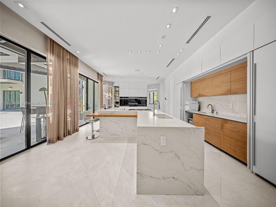5700 SW 91st St, Pinecrest, Флорида 33156, Соединенные Штаты
