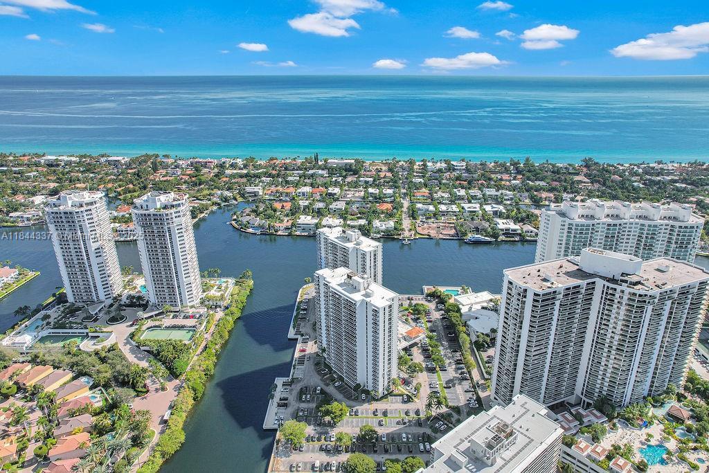 20515 E Country Club Dr 1042, Aventura, Florida 33180