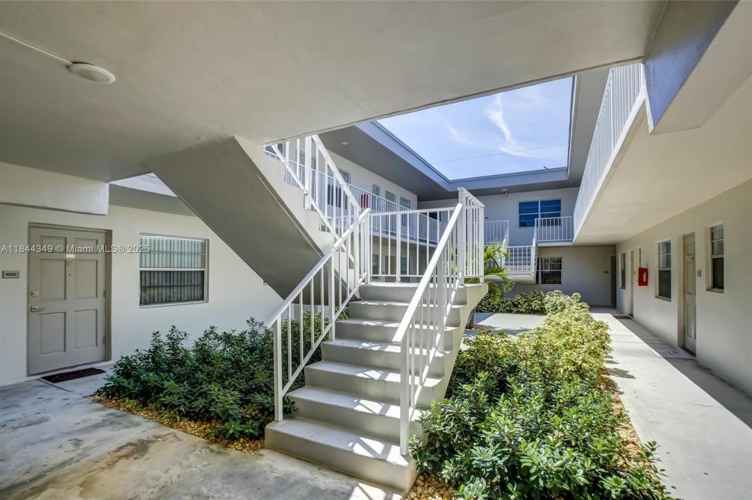 1720 Cleveland St 206E, Hollywood, Florida 33020, Stati Uniti
