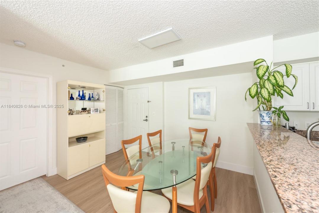 1155 Brickell Bay Dr 708, Miami, فلوريدا 33131, الولايات المتحدة