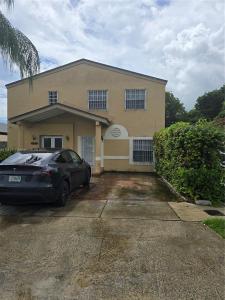 13748 SW 155th Ter, Miami, Florida 33177, USA