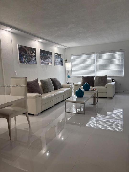 495 NW 72nd Ave 408, Miami, Florida 33126
