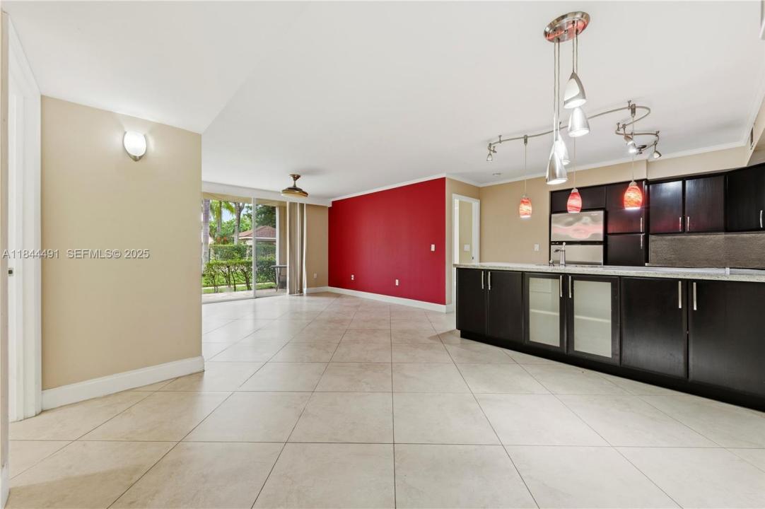 1733 Village Blvd 108, West Palm Beach, Floride 33409, États-Unis