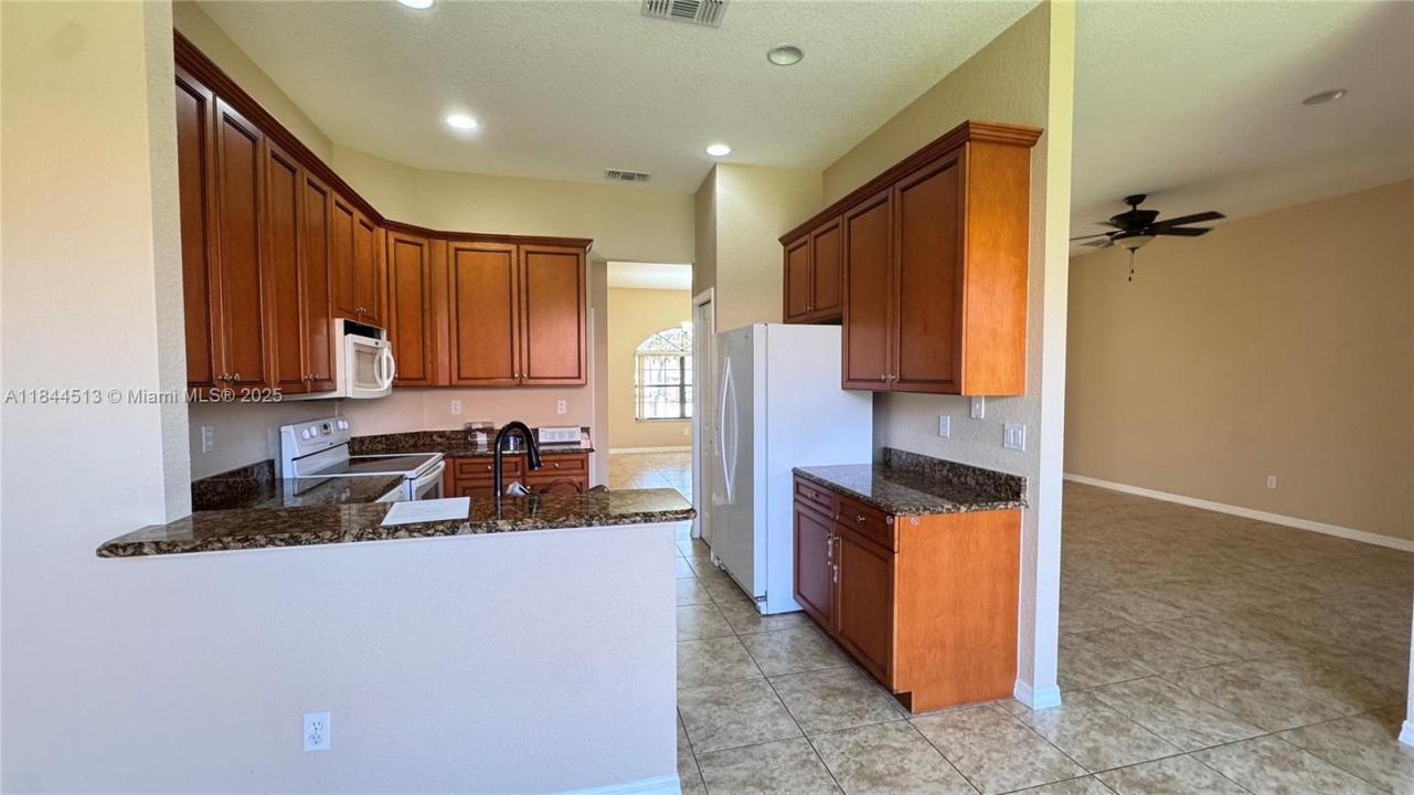 406 Cinnamom Dr, Kissimmee, Florida 34759, HOA KỲ