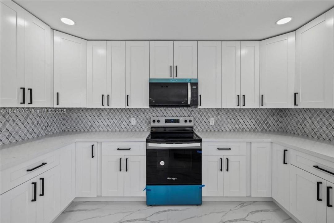9150 Genesee St, Port Charlotte, Флорида 33981, Соединенные Штаты