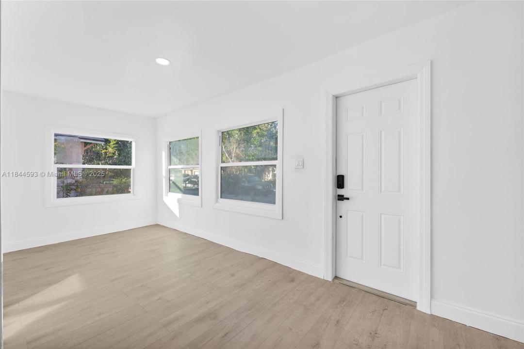 832 N C St, Lake Worth, Florida 33460
