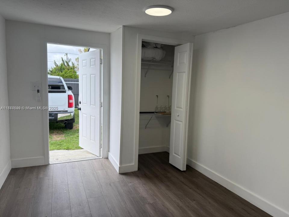 20601 SW 116th Rd B, Miami, Florida 33189