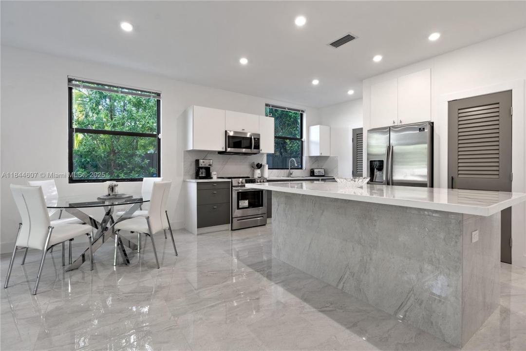 2887 SW 33rd Ave, Miami, Floride 33133, États-Unis