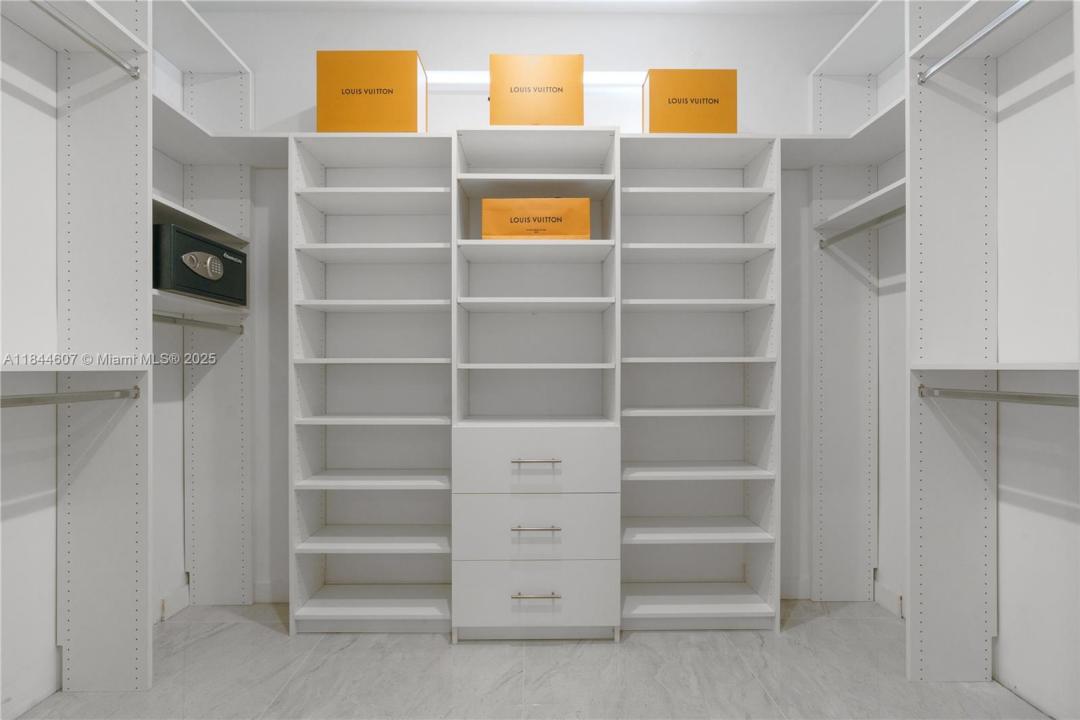 2887 SW 33rd Ave, Miami, Floride 33133, États-Unis