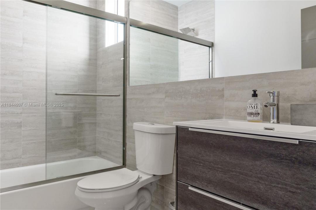 2887 SW 33rd Ave, Miami, Floride 33133, États-Unis