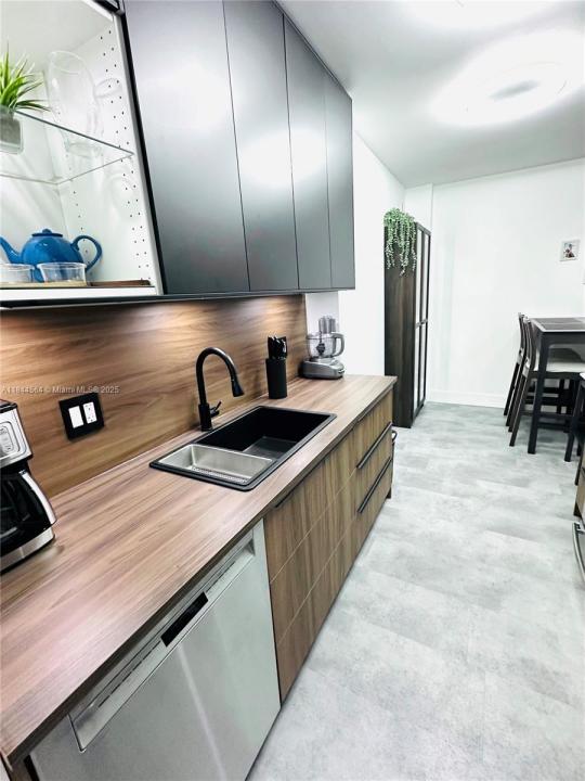 4400 Hillcrest Dr 805A, Hollywood, Florida 33021