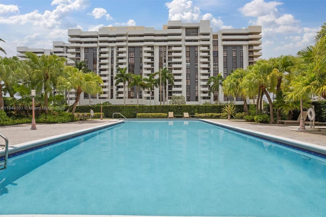 625 Biltmore Way 902, Coral Gables, Floride 33134, États-Unis