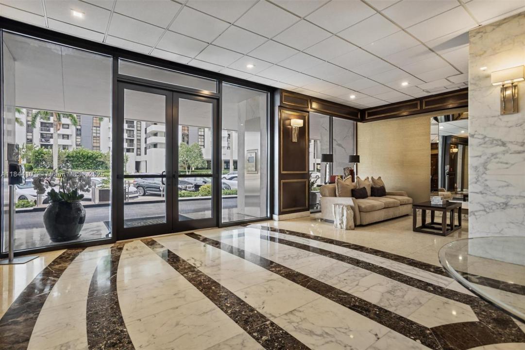625 Biltmore Way 902, Coral Gables, Floride 33134, États-Unis