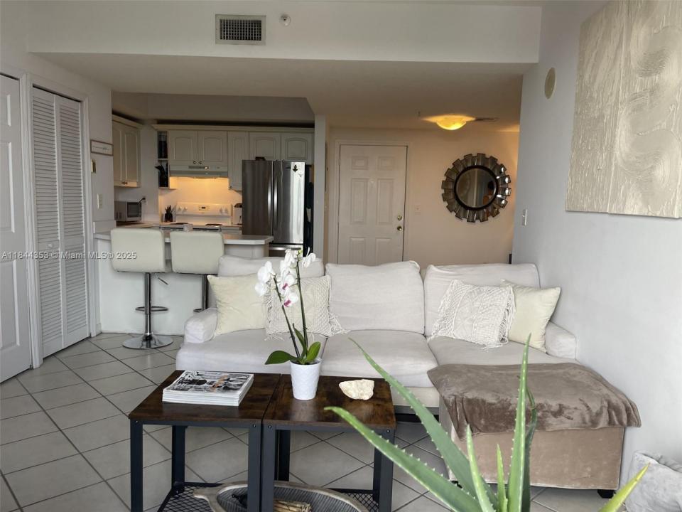 Miami, Flórida 33145, Estados Unidos