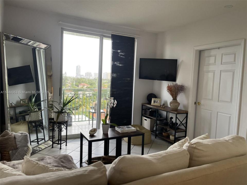 Miami, Flórida 33145, Estados Unidos