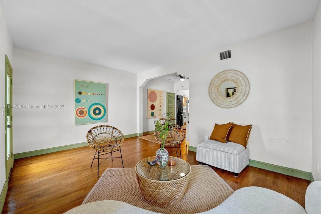 1325 Meridian Ave 1, Miami Beach, フロリダ 33139, アメリカ合衆国