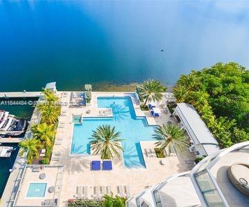 17111 Biscayne Blvd 1009, North Miami Beach, Флорида 33160, Соединенные Штаты