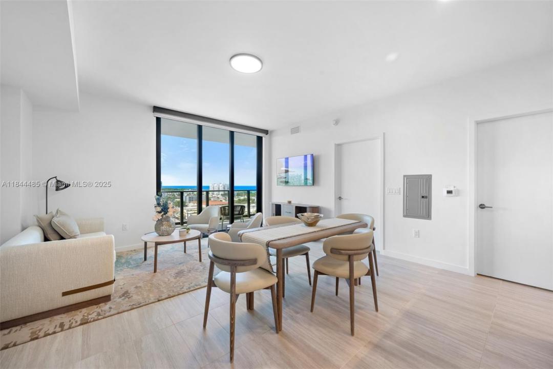 580 72nd St 1009, Miami Beach, Floride 33141, États-Unis