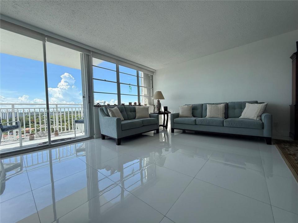 2150 Sans Souci Blvd A1207, North Miami, Florida 33181