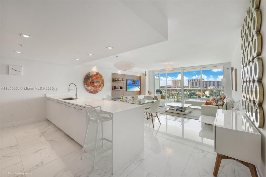 400 Sunny Isles Blvd 704, Sunny Isles Beach, Florida 33160, HOA KỲ