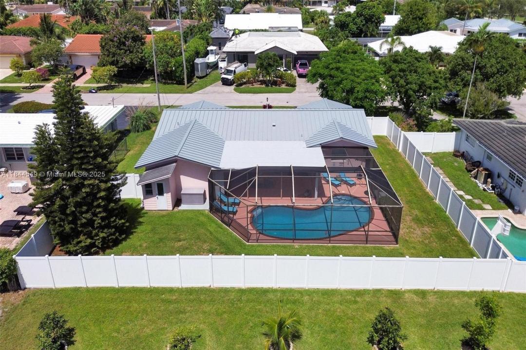 1014 SE 14th Ave, Deerfield Beach, פלורידה 33441, ארצות הברית של אמריקה