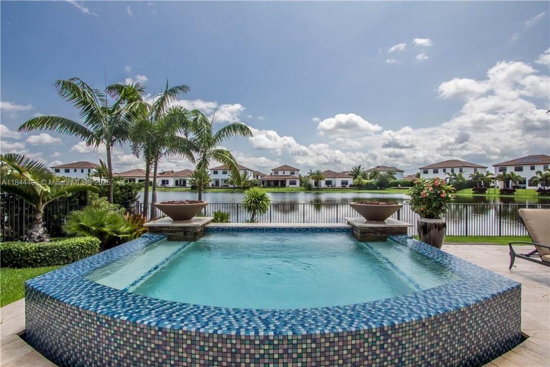3133 NW 83rd Way, Cooper City, Флорида 33024, Соединенные Штаты