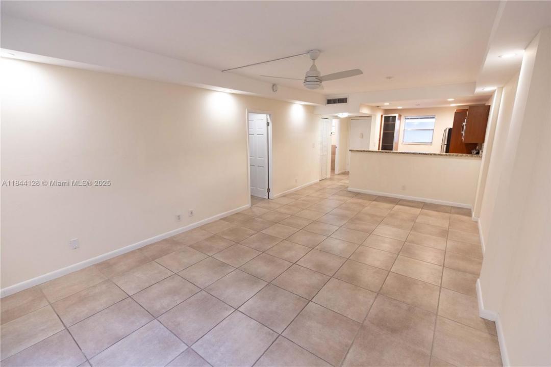 100 Edgewater Dr 336, Coral Gables, Florida 33133
