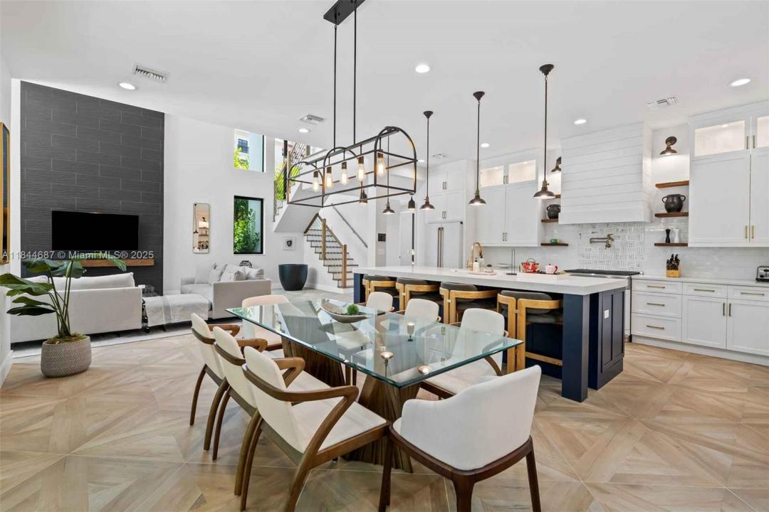 3400 NE 25th St, Fort Lauderdale, פלורידה 33305, ארצות הברית של אמריקה