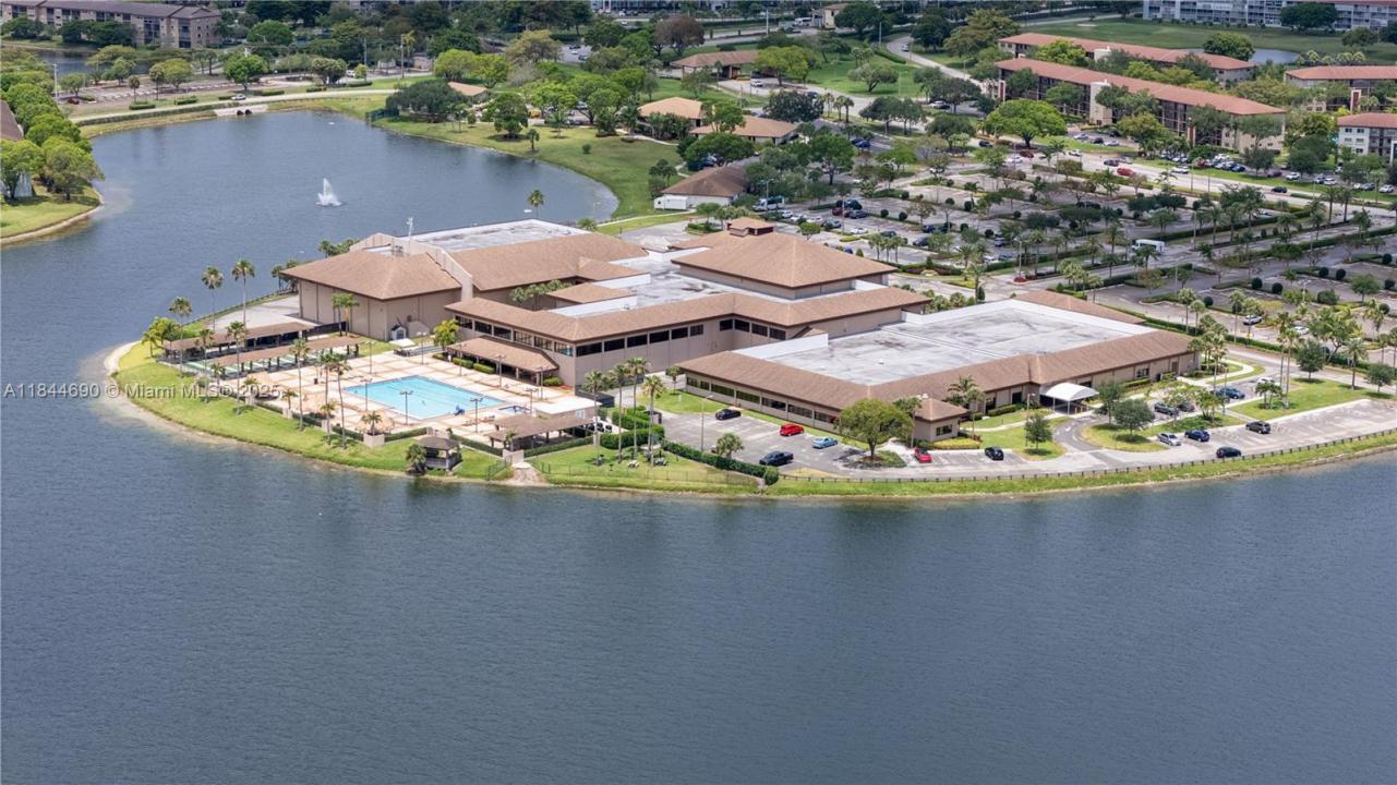 13250 SW 7th Ct 404L, Pembroke Pines, Florida 33027, HOA KỲ