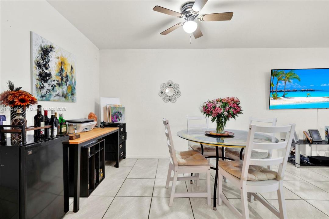 13250 SW 7th Ct 404L, Pembroke Pines, Florida 33027, HOA KỲ