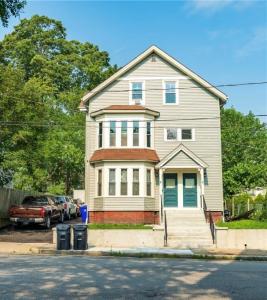 6 Pine Street 8, Pawtucket, RI 02860, USA