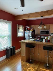 6 Pine Street 8, Pawtucket, RI 02860, USA