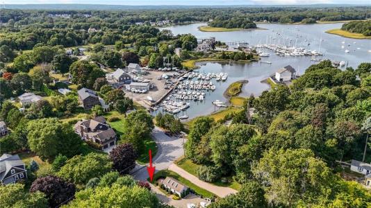 91 Fowler Street, North Kingstown, RI 02852, USA