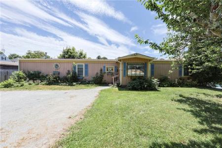 44 Clegg Avenue, Tiverton, 로드아일랜드 02878, 미국