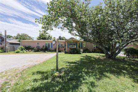 44 Clegg Avenue, Tiverton, 로드아일랜드 02878, 미국