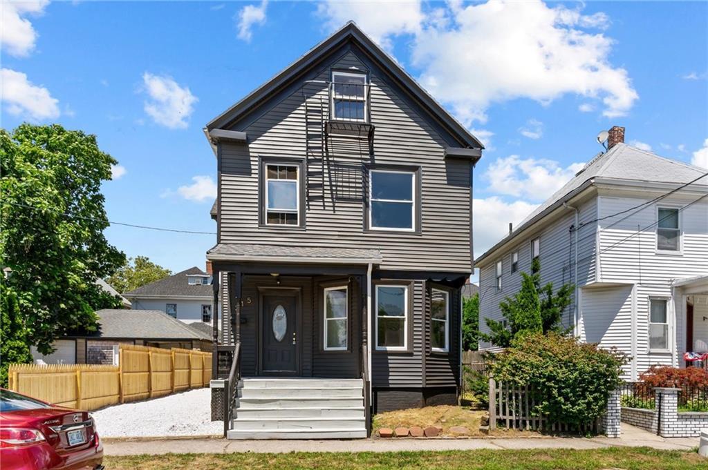 215 Indiana Avenue, Providence, Род Айленд 02905, Соединенные Штаты