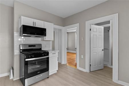 215 Indiana Avenue, Providence, Род Айленд 02905, Соединенные Штаты