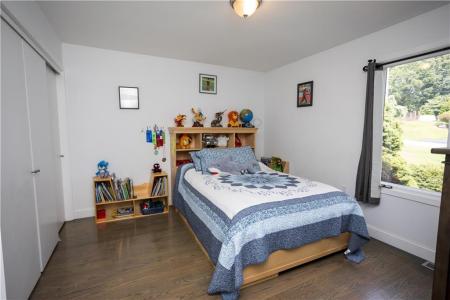 9 Katelan Court, Cranston, Rhode Island 02921