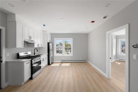 735 Broadway, Pawtucket, Rhode Island 02861
