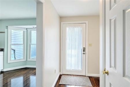 12 Valley Lane 12, Portsmouth, Rhode Island 02871