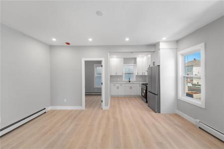 735 Broadway 2R, Pawtucket, RI 02861, USA