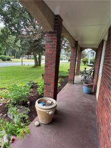 25 Beechnut Drive, Johnston, Rhode Island 02919