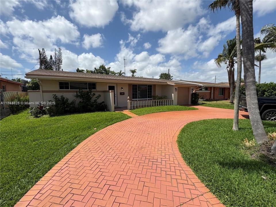 6612 Dahlia Dr 0, Miramar, Florida 33023, USA