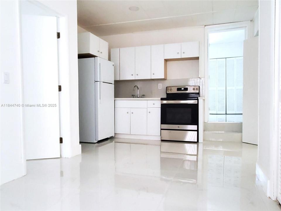 61 SW 58th Ct C, Miami, Florida 33144, Estados Unidos
