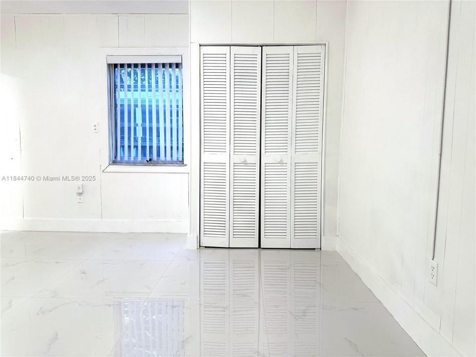 61 SW 58th Ct C, Miami, Florida 33144, Estados Unidos