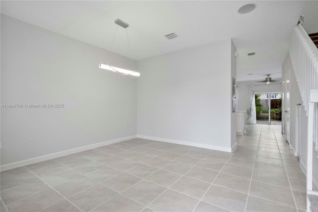 2747 SE 15th St, Homestead, 佛罗里达州 33035, 美国