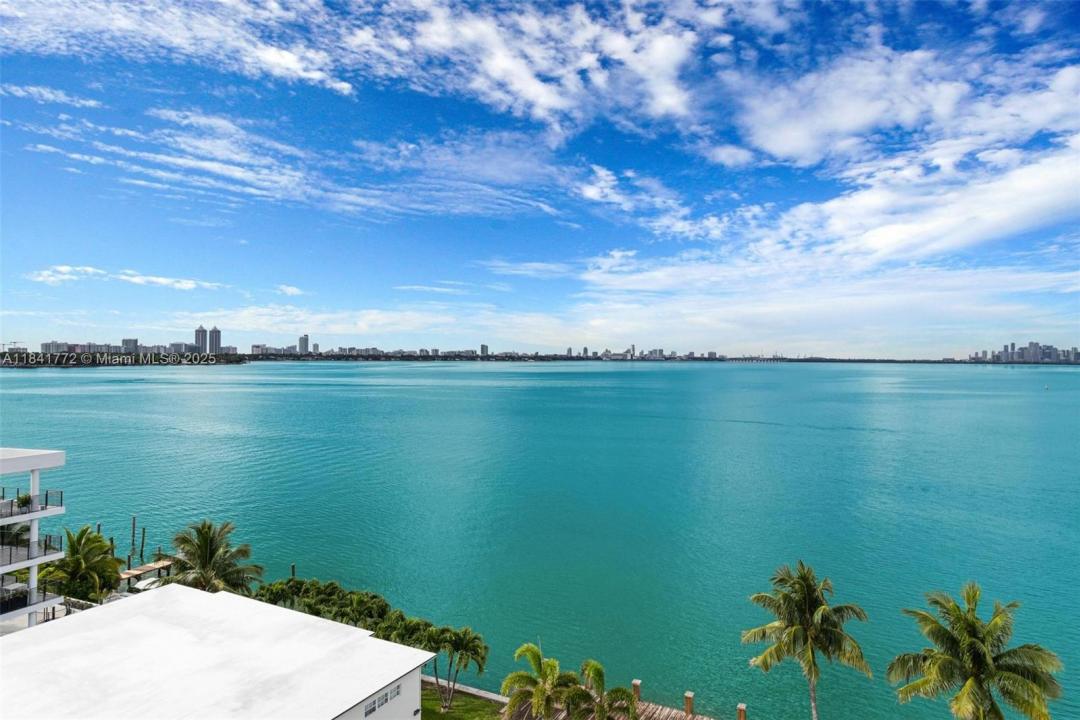 1940 Bay Dr, Miami Beach, Florida 33141, USA