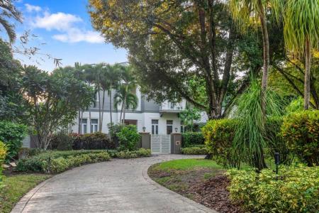 101 Holly Lane, Plantation, Florida 33317